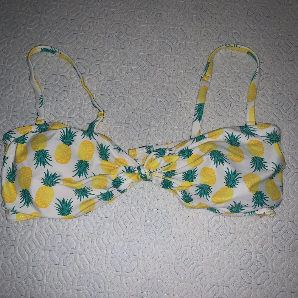 Pineapple Bikini Top 🍍